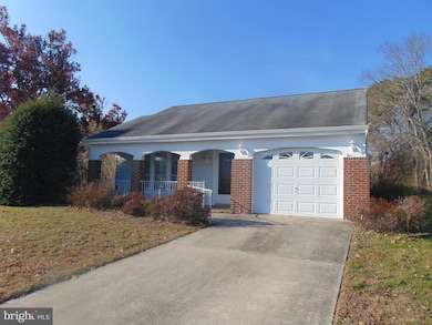 24 Windsor Rd, Southampton, NJ 08088 - photo 2