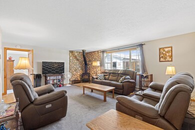 1220 NE Hollinshead Dr, Bend, OR 97701 - photo 6