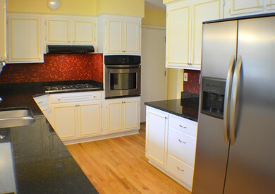Kitchen 3