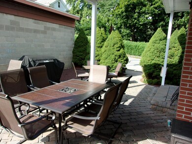 24 Walnut Ave, Jim Thorpe, PA 18229 - photo 5