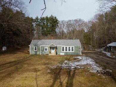 17 New Boston Rd, Newton, NH 03858 - photo 2