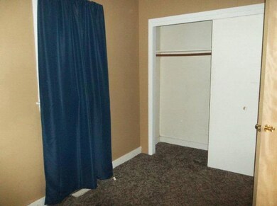 Bedroom 2-2<|><|>