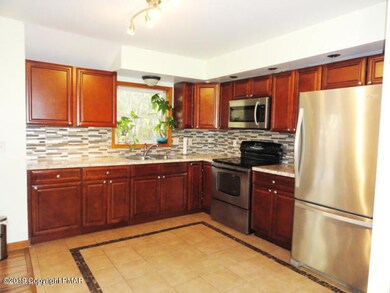 139 Hyland Dr, East Stroudsburg, PA 18301 - photo 4