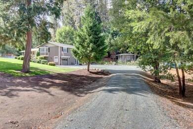 120 Hieglen Loop, Grants Pass, OR 97526 - photo 2