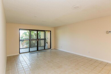 7571 Greenlake Way Apt D-2