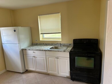 371 Banyan Ave, Pahokee, FL 33476 - photo 2