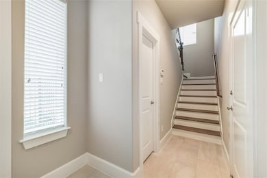876 Wakefield Dr unit A, Houston, TX 77018 - photo 4
