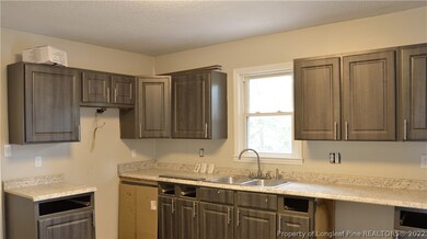 5327 Williamsburgh Dr, Fayetteville, NC 28304 - photo 3