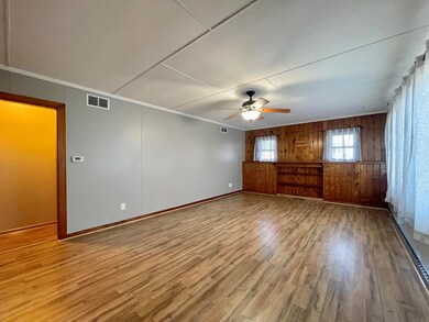 216 E Dustman Rd, Bluffton, IN 46714 - photo 5