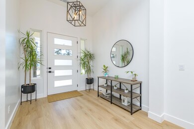 5 - Entryway