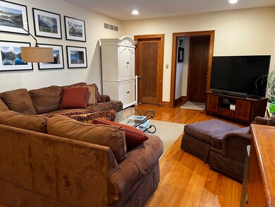 252 N Illinois St, Elmhurst, IL 60126 - photo 3