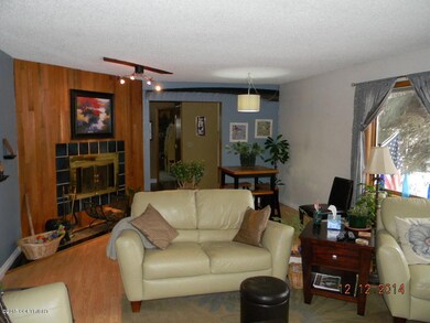 5240 E 42nd Ave, Anchorage, AK 99508 - photo 2