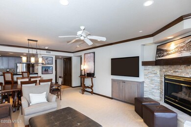 St James Place unit R-310, Week 14, Beaver Creek, CO 81620 - photo 2