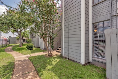 12500 Sandpiper Dr unit 186, Houston, TX 77035 - photo 3