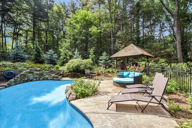 8 Spruce Point Rd Kittery Pool 2