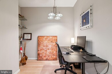 Aria the Condominium unit 5F, Philadelphia, PA 19102 - photo 5