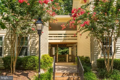 2217L Lovedale Ln unit 211A, Reston, VA 20191 - photo 2