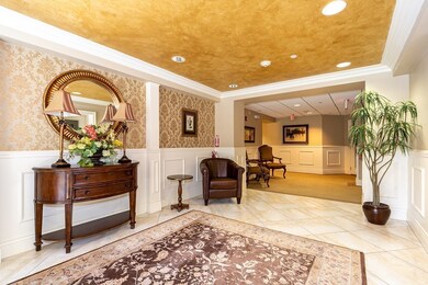 12 Russell Rd unit 102, Wellesley, MA 02482 - photo 4