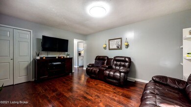 7003 John Paul Ln, Louisville, KY 40229 - photo 7