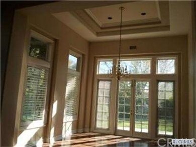 Living Room open to the formal dinning