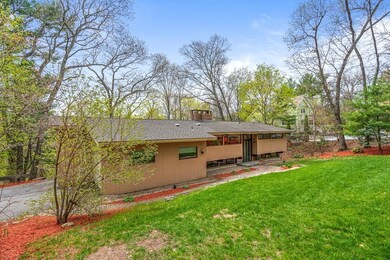 65 Spring Grove Rd, Andover, MA 01810 - photo 2