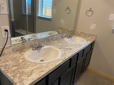 10711 Nyla Spring St, Houston, TX 77016 - photo 6