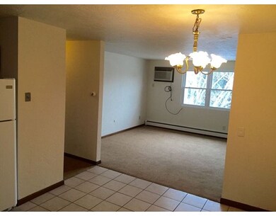 365 Hamilton St unit 6, Worcester, MA 01604 - photo 2