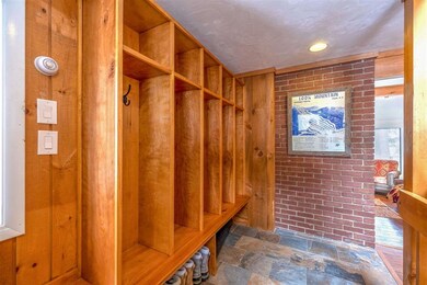 5 Rachel Ct unit 3, Lincoln, NH 03251 - photo 2