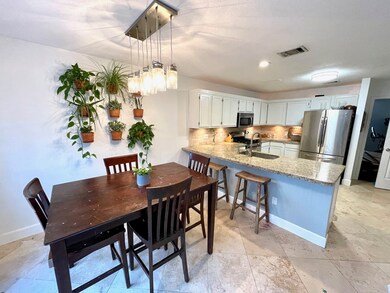 3907 Cedarwood Dr, Pearland, TX 77584 - photo 7