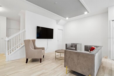 5732 Skytop Dr, Lithia, FL 33547 - photo 7