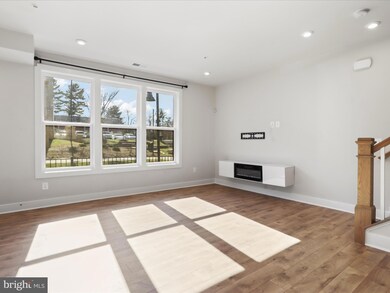 1696 Bandit Loop, Reston, VA 20190 - photo 4