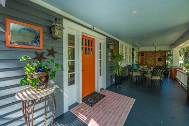 117 Fishburne St, Walterboro, SC 29488 - photo 2