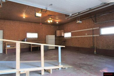 820 8th St N, New Ulm, MN 56073 - photo 6