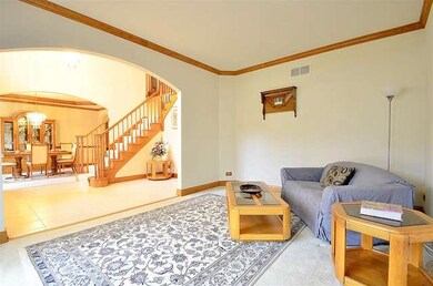 949 Hodge Ln, Batavia, IL 60510 - photo 4