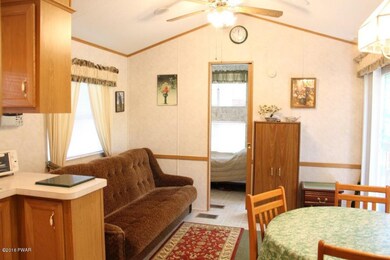 112 Big Bear Rd, Hawley, PA 18428 - photo 4