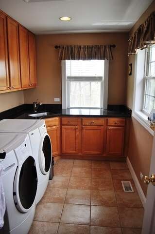 260 Melody Ln unit 1, Carpentersville, IL 60110 - photo 7