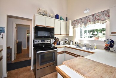 1A Southpoint Dr unit 1, Sandwich, MA 02563 - photo 3