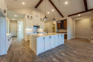 811 W Sunset Blvd, Celina, TX 75009 - photo 5