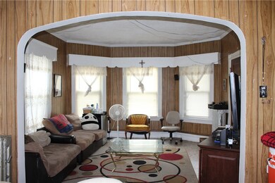 32 Reynolds Ave, Providence, RI 02905 - photo 5