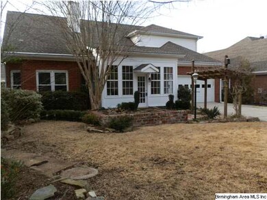 Spacious, private back yard