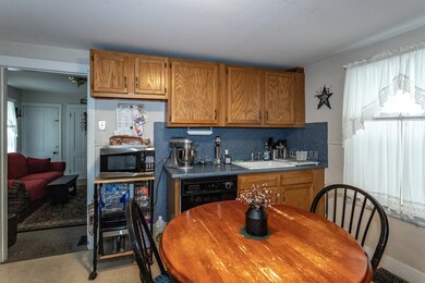 11 Kellogg St, Westfield, MA 01085 - photo 5