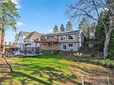 522 W 22nd St, the Dalles, OR 97058 - photo 6