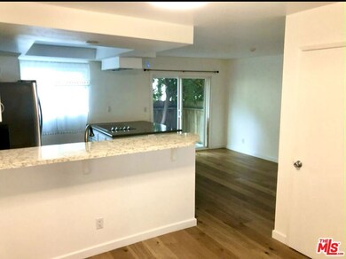 kitchen bar