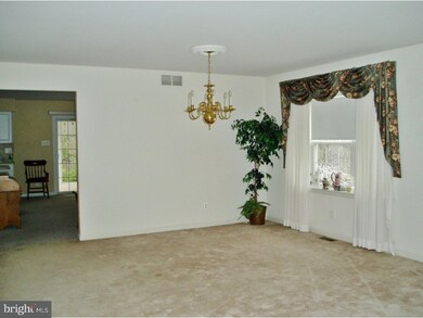 212 Gaunt Dr, Mickleton, NJ 08056 - photo 4