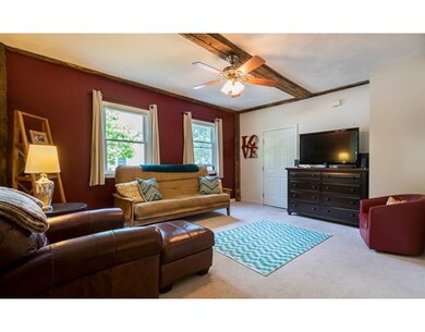 5 Saunders St unit 2, Salem, MA 01970 - photo 4