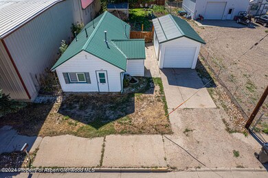 354SchoolSt.-28