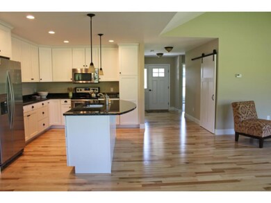 283 Sadlar Meadow Rd unit A, Richmond, VT 05477 - photo 4