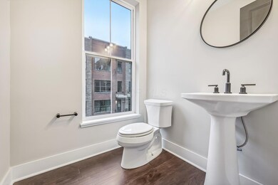 42-web-or-mls-Dickenson St-042