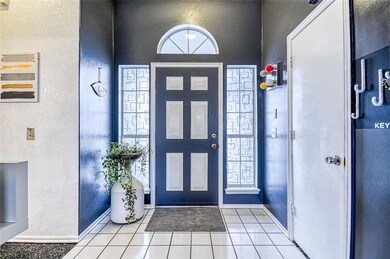 909 Goshawk Dr, Norman, OK 73072 - photo 4