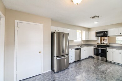 1435 Willersley Ln, Channelview, TX 77530 - photo 6